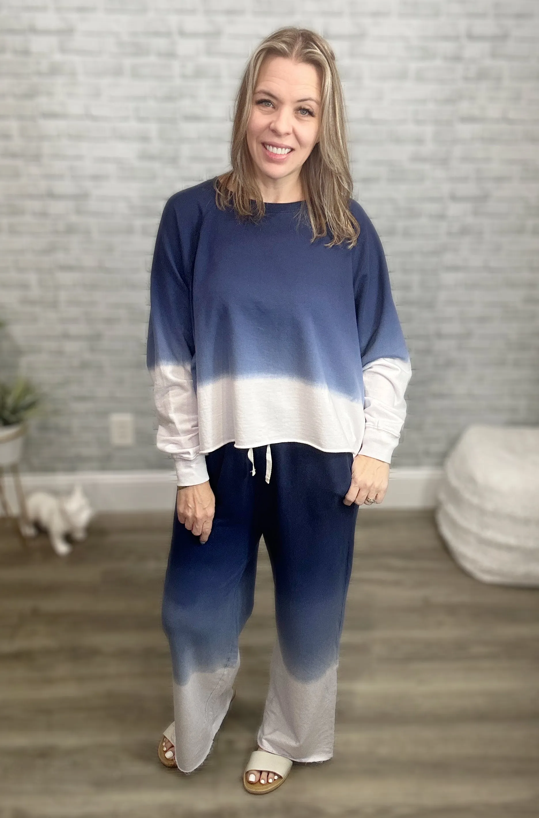 2 Colors - Ombre Sweatshirt and Pants Lounge Set