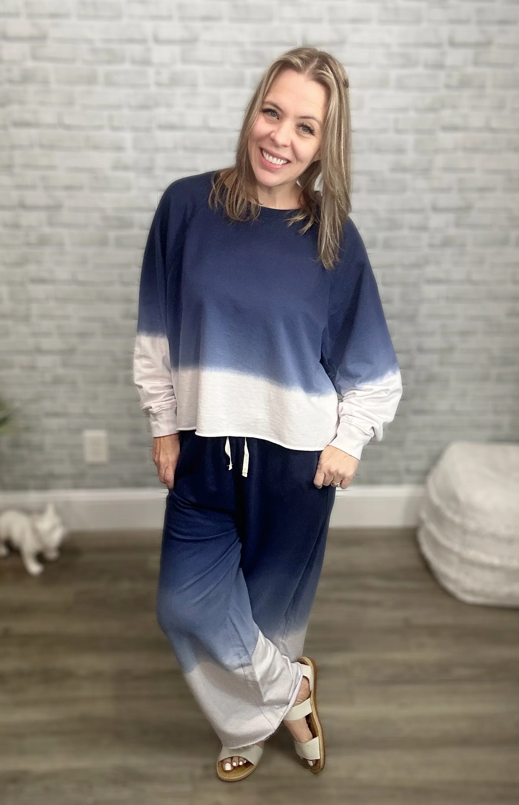 2 Colors - Ombre Sweatshirt and Pants Lounge Set