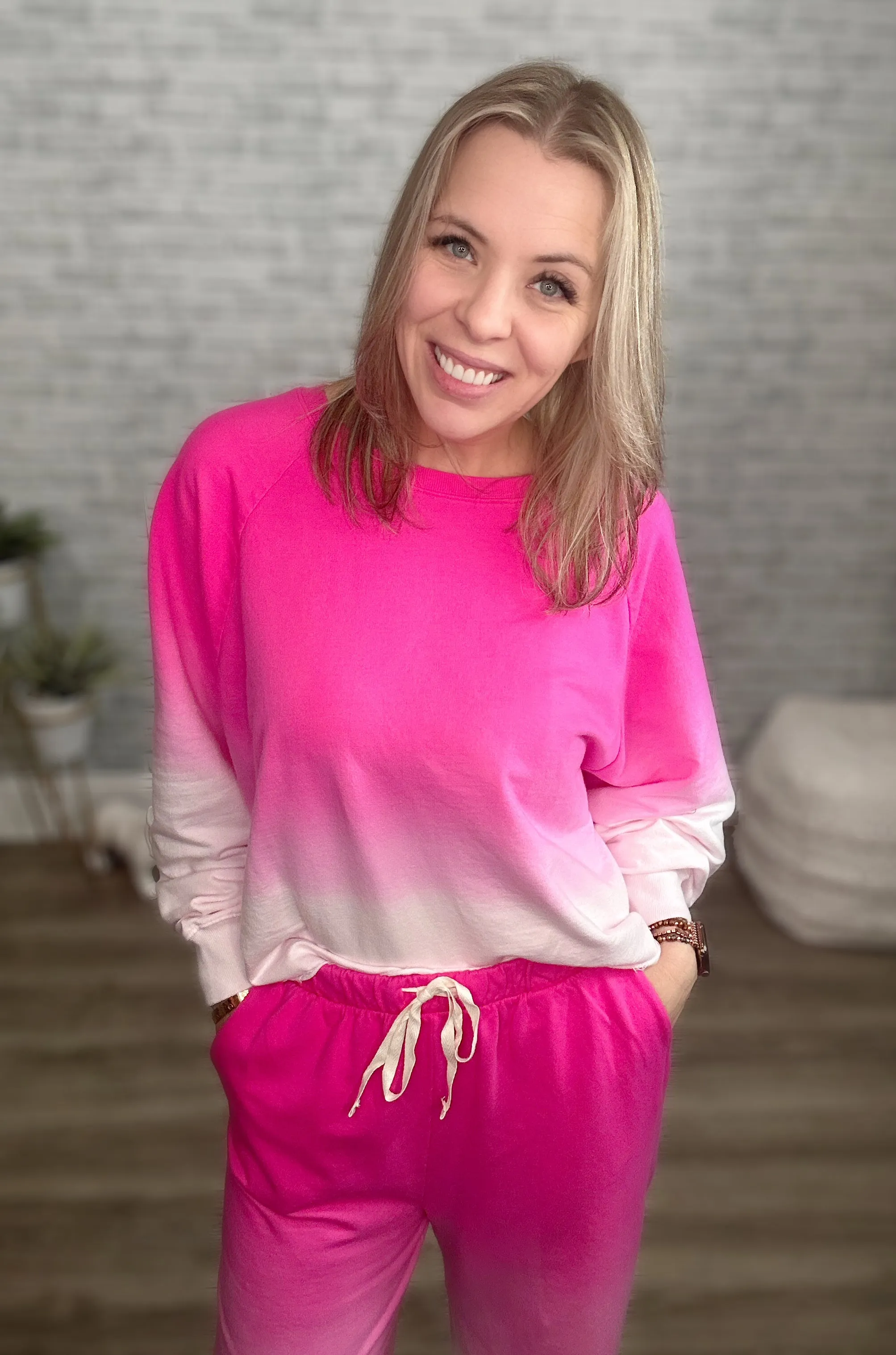 2 Colors - Ombre Sweatshirt and Pants Lounge Set