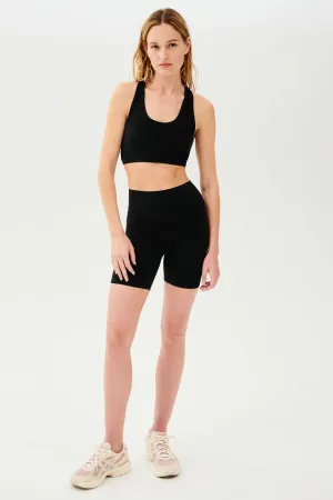 Airweight High Waist Short 6"