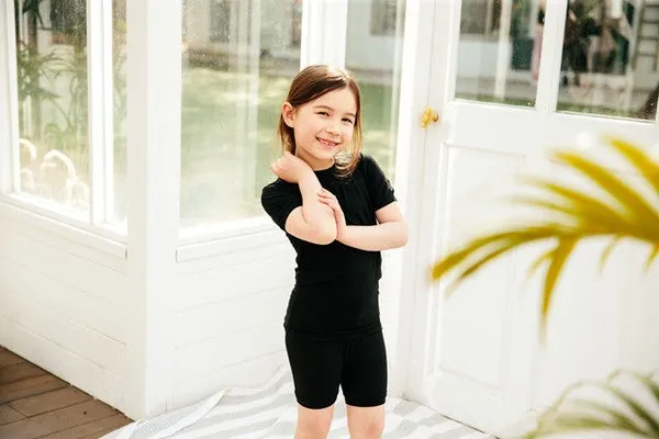 Colorful Black Short Sleeve Pajamas