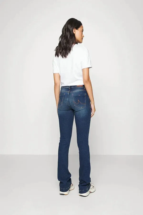 Fallon Jean 30 leg- Morna UND Wash