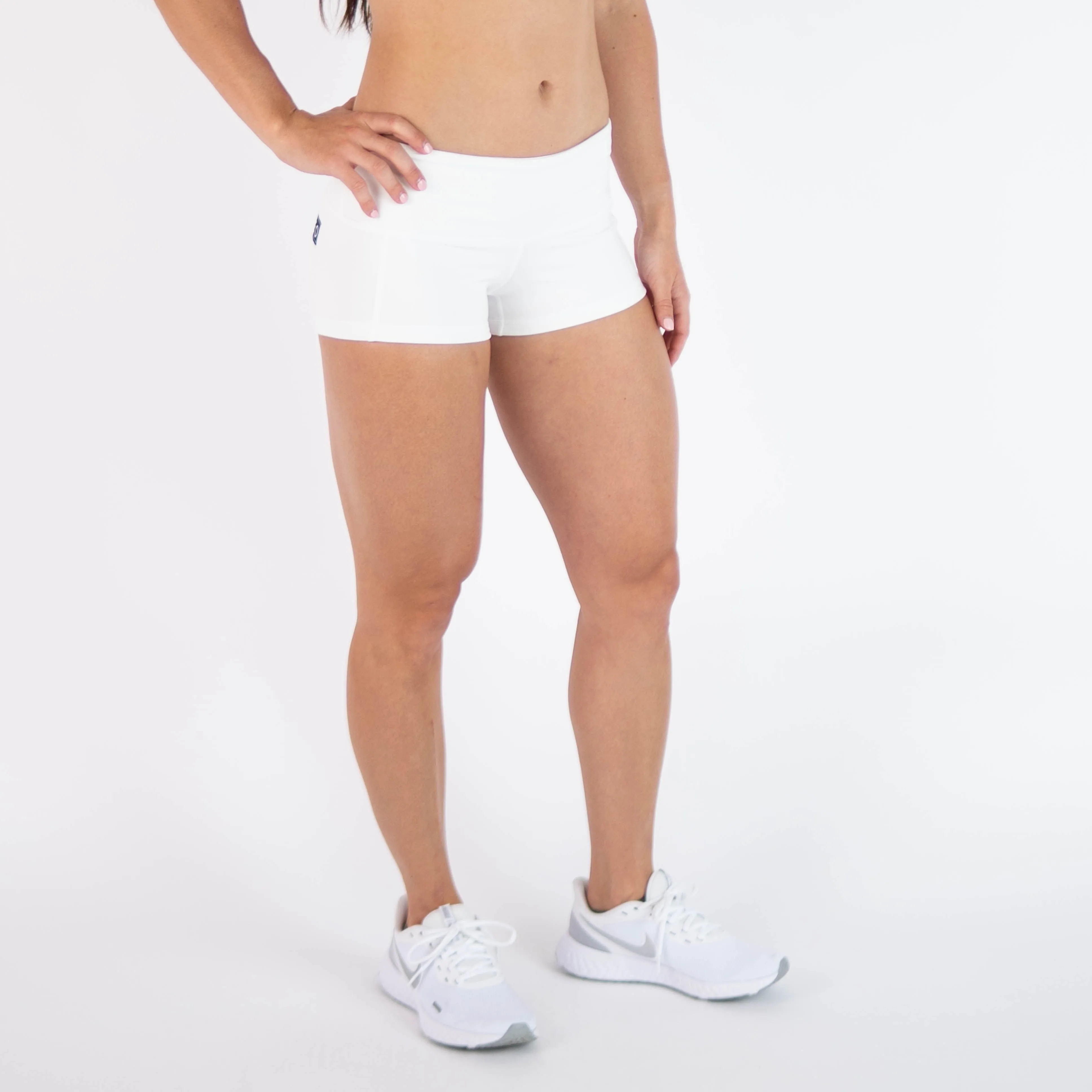 FLEO White Shorts (Low-rise Contour)