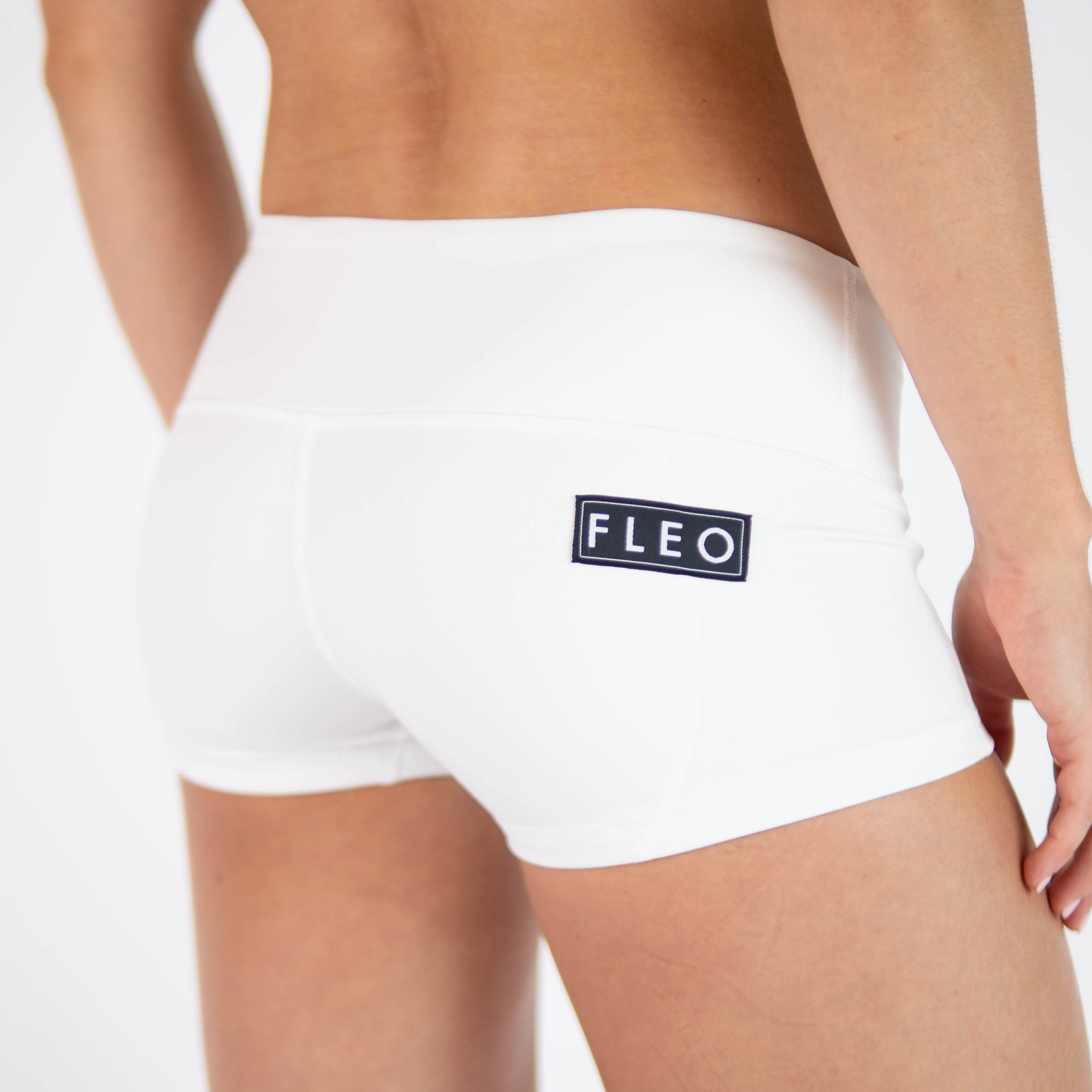 FLEO White Shorts (Low-rise Contour)