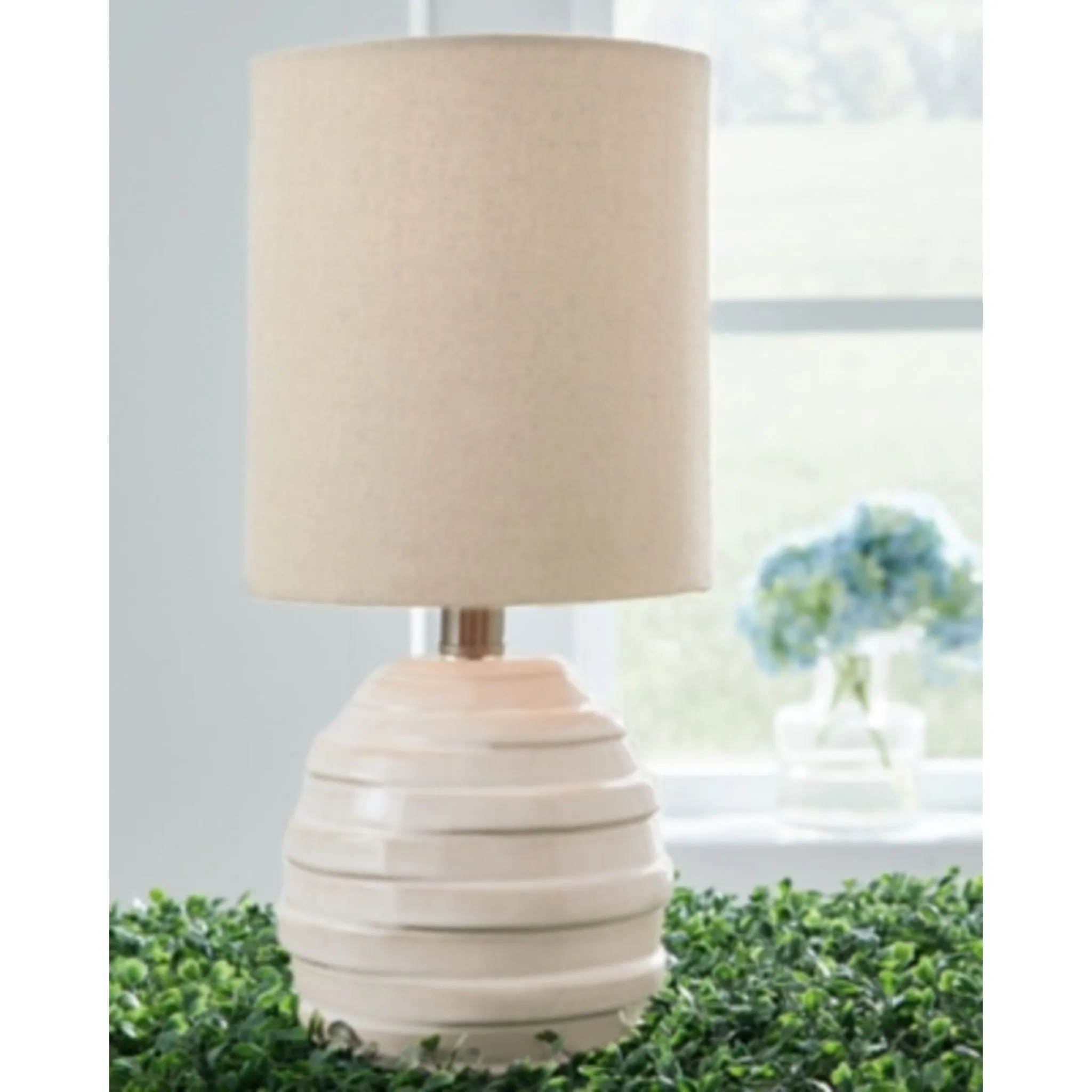 Glennwick Table Lamp (Single)