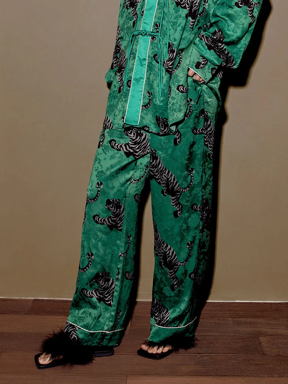 MUKZIN Crouching Dragon and Hidden Tiger Neo Chinese Pajama Pants