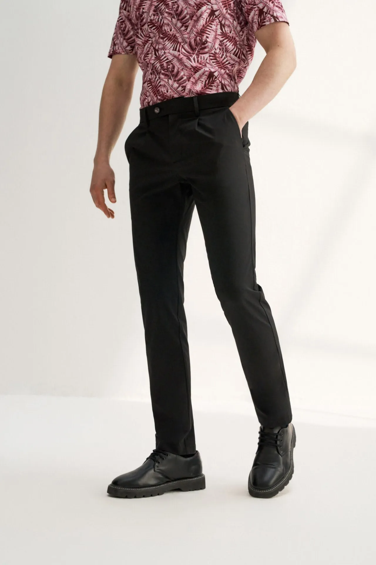 Seersucker Stretchy Casual Pants in Extra Slim Fit