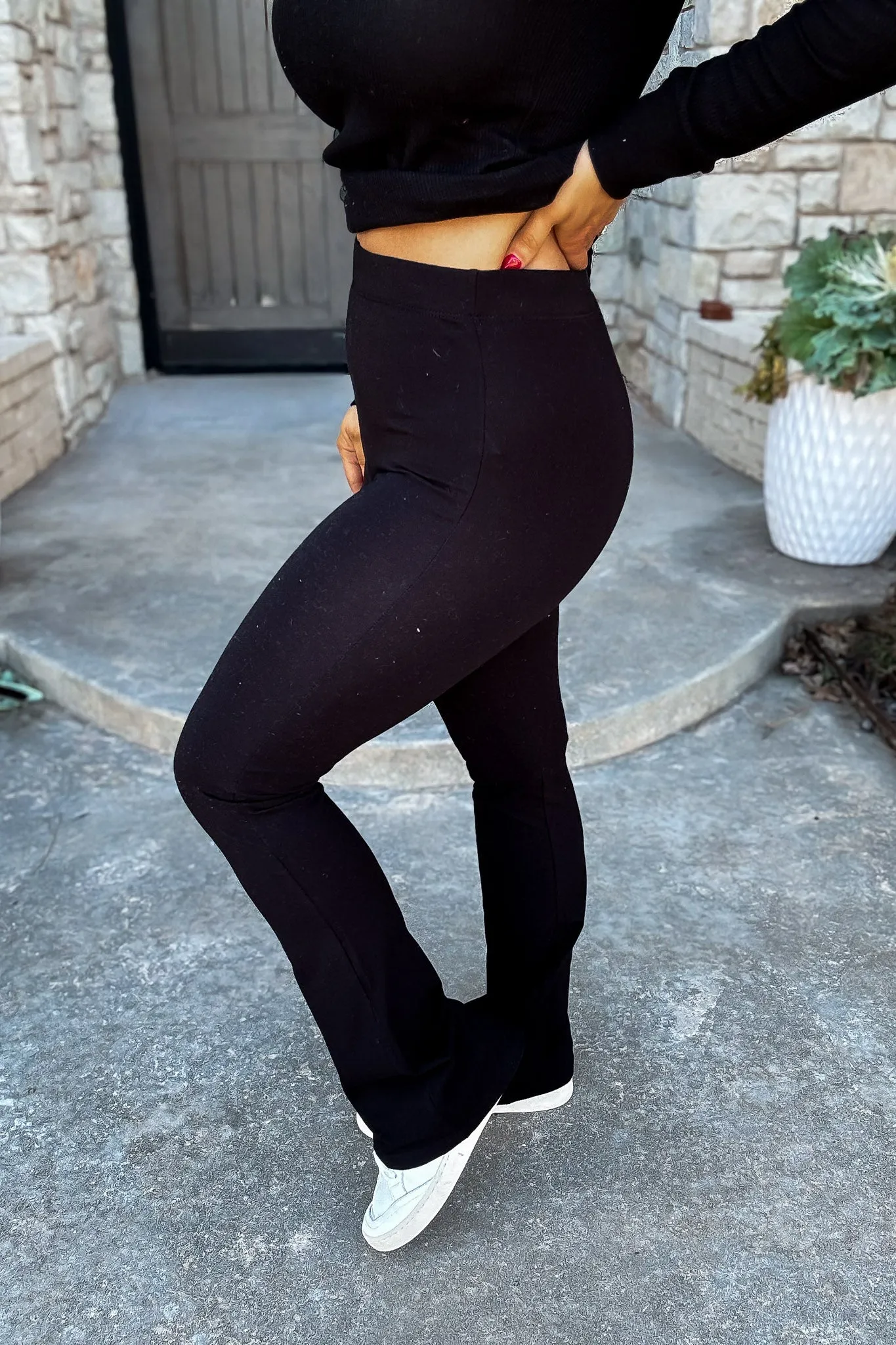 Slim Flare Yoga Pants